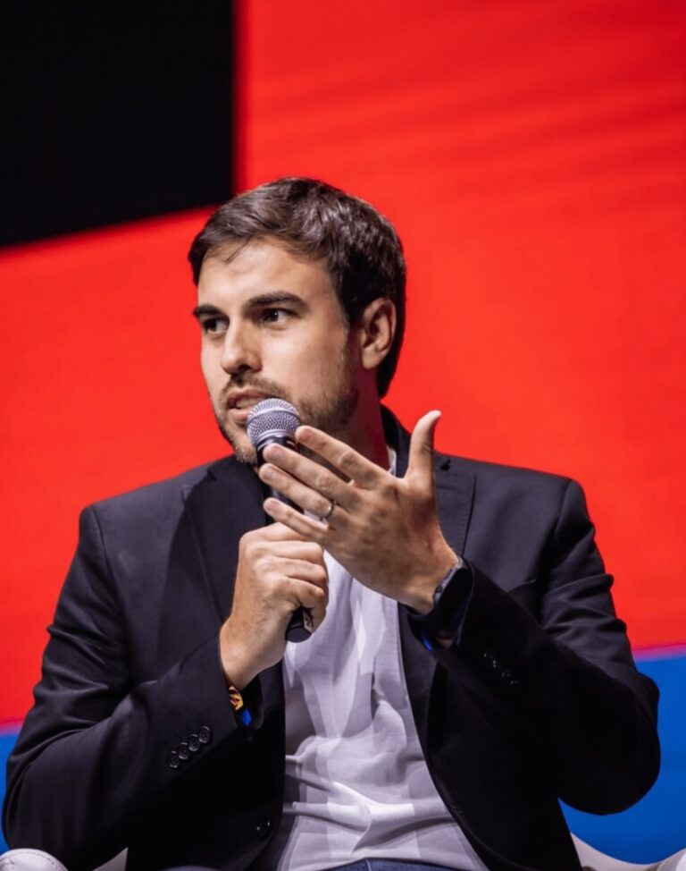 Bernardo Pontes